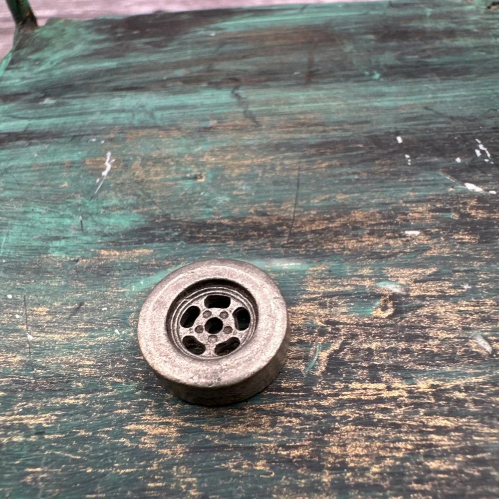 Monopoly Replacement Token NASCAR Wheel Tire -1997 Vintage